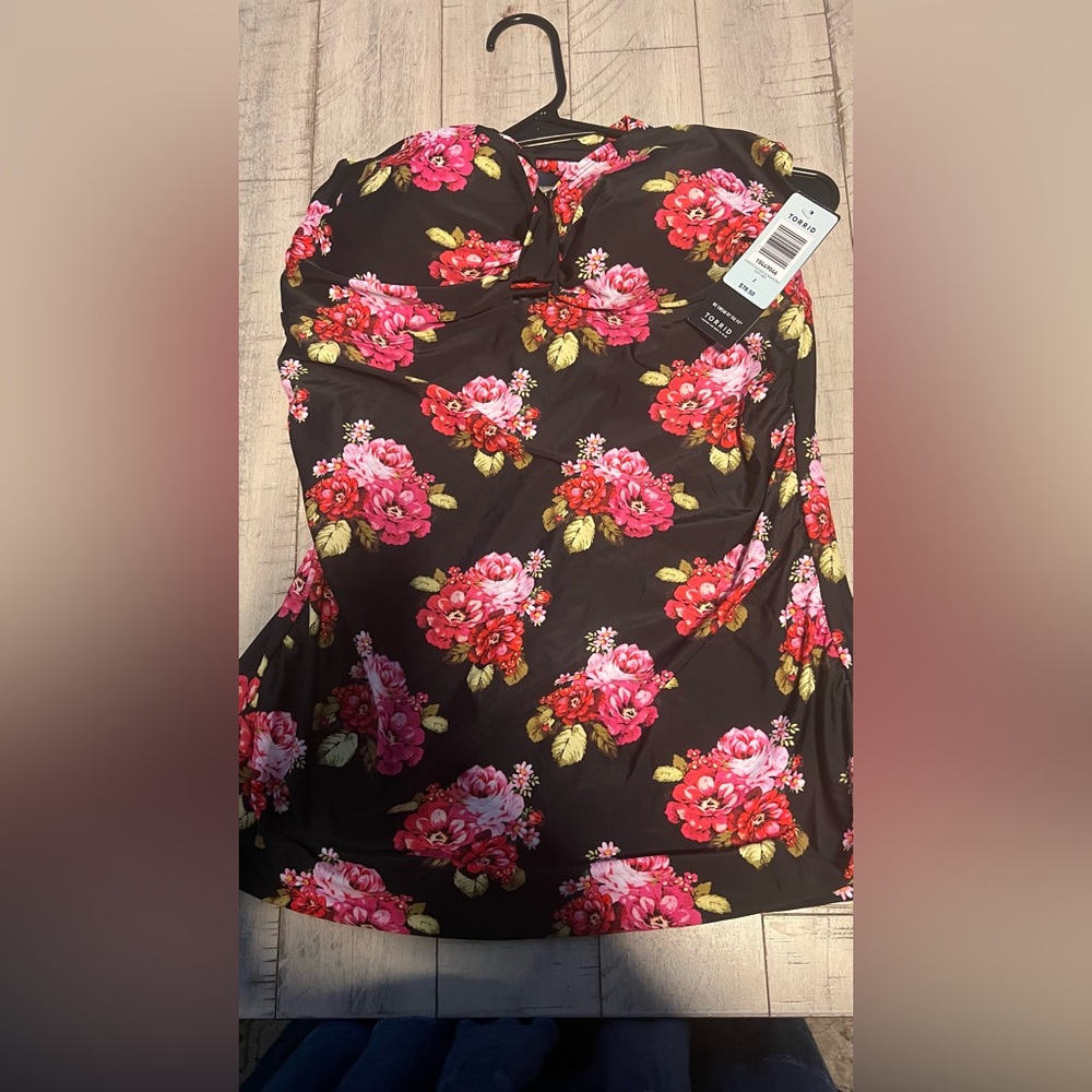Torrid Tankini swimsuit too size 2